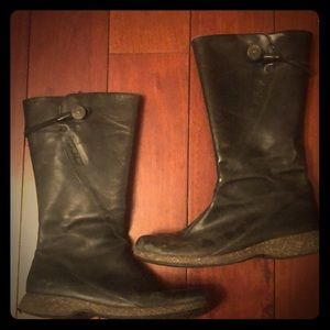 Teva montecito boots